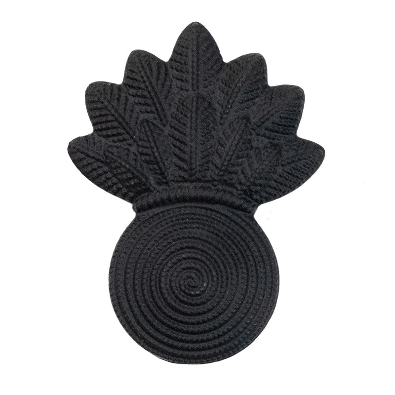 Marine Corps Collar Device: Gunners - black metal